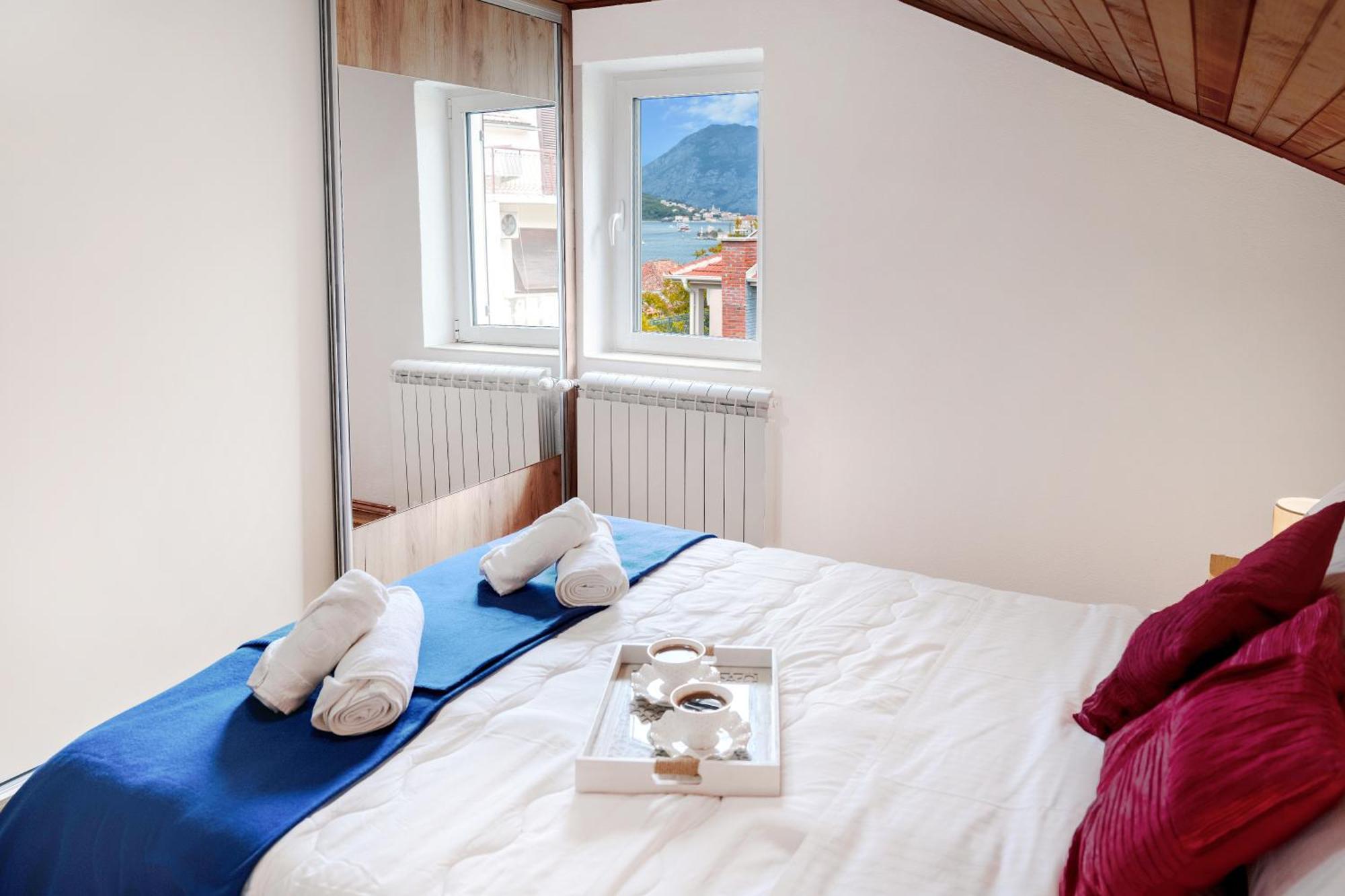 Apartment Busola Kotor Exteriör bild